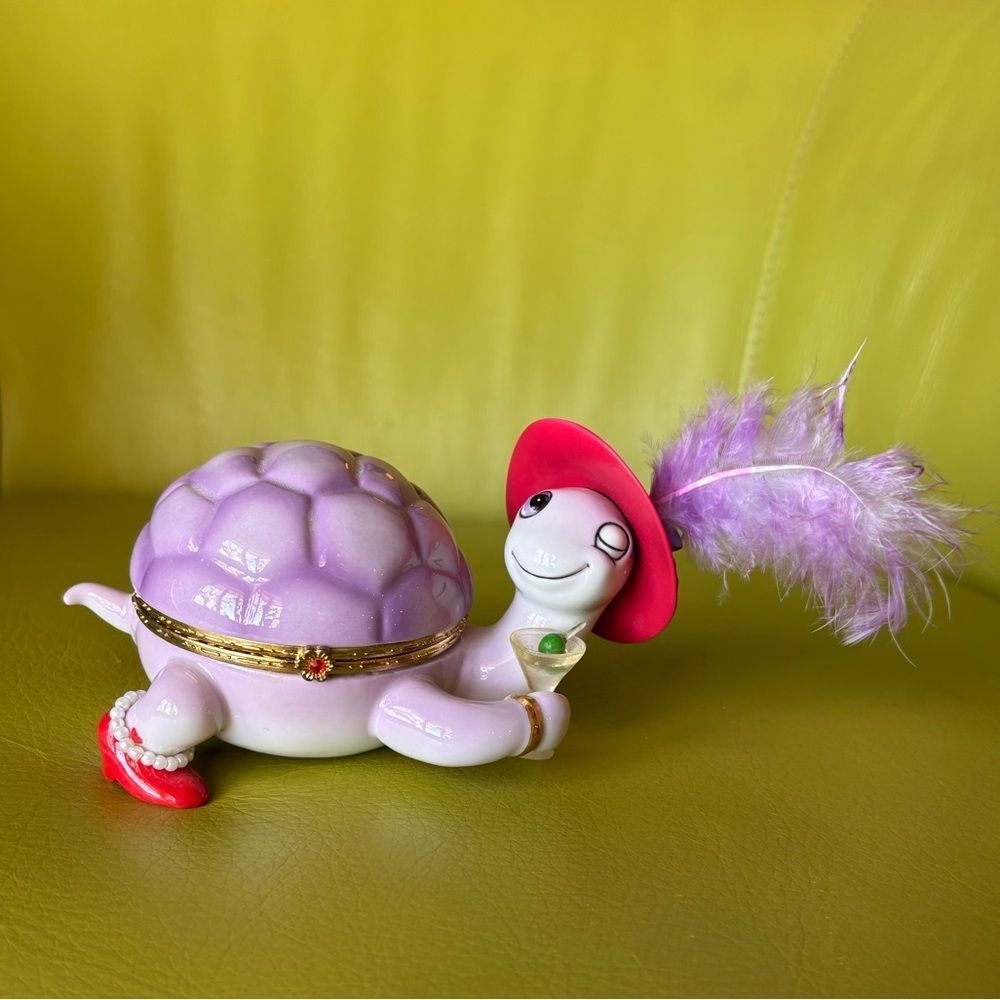 Ardleigh Elliott Martini Mandie Turtle Trinket Box With Attitude Limited Edition